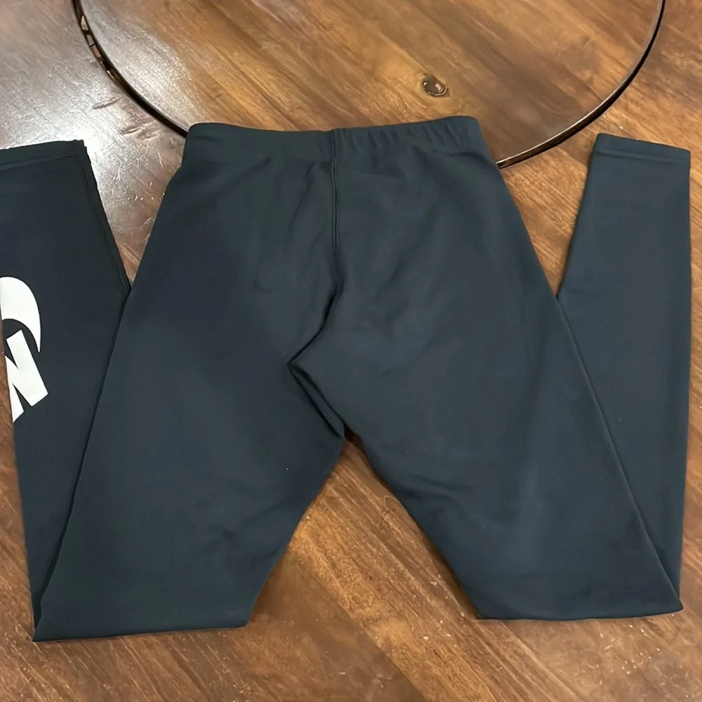 *Host Pick* 🎉 Nike Tights/Leggings - Picture 2 of 5